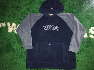 pull nike travis scott