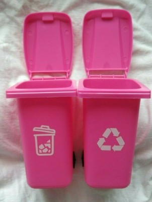 barbie trash can