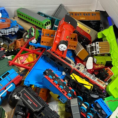 Thomas TrackMaster TOMY Plarail ForParts AsIs Motorized Capsule
