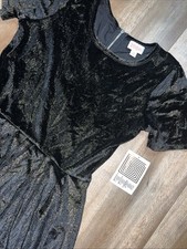 LuLaRoe ELEGANT Amelia Dress Pleated Black Gold Medium 10/12 8/10 Party New ❤️