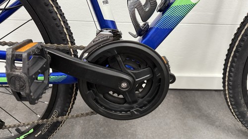 Giant XTC Jr 24 Bike (Like New) - Picture 6 of 7
