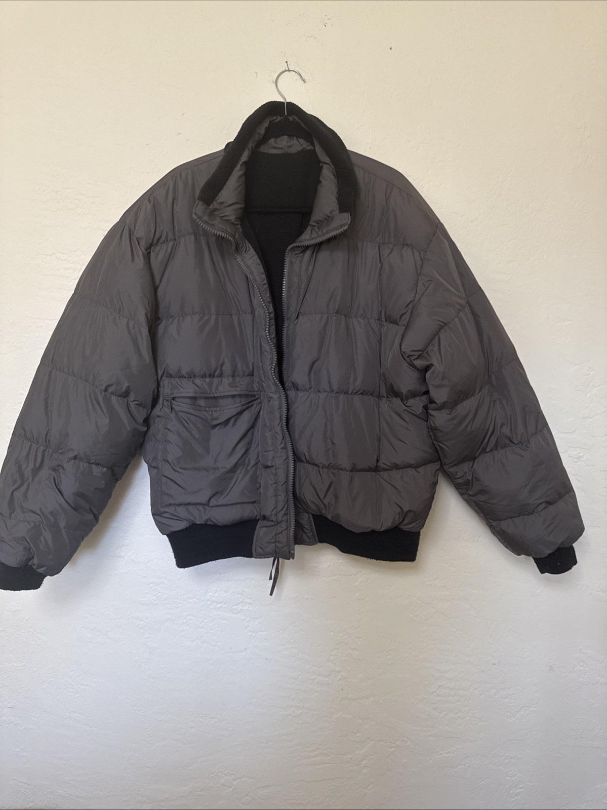 Cabelas  Goose Down Reversible Jacket Size XLarge… - image 9