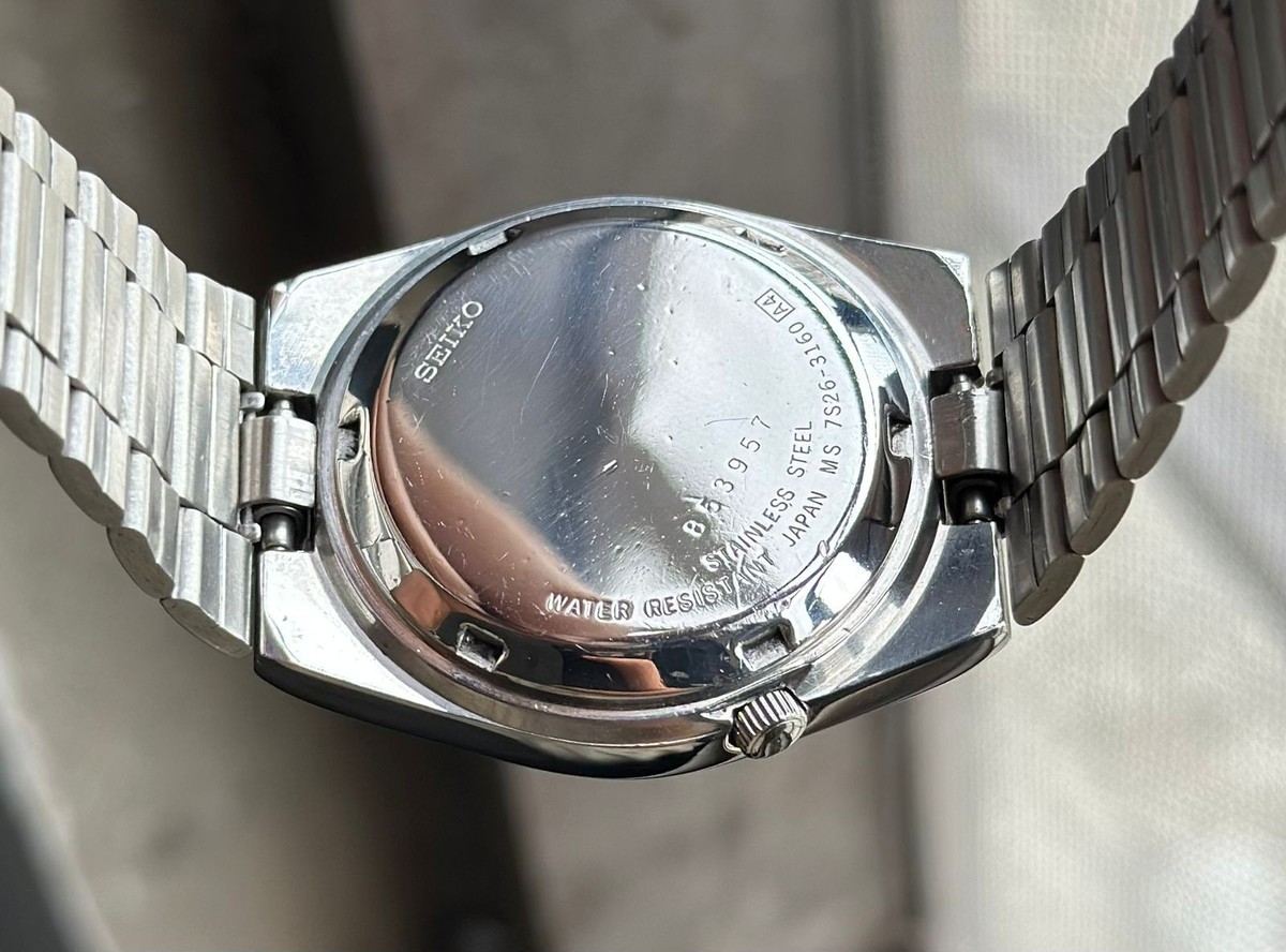 Vintage Seiko 5 Automatic 21 Jewels Japan Made Watch For Mens 7s26