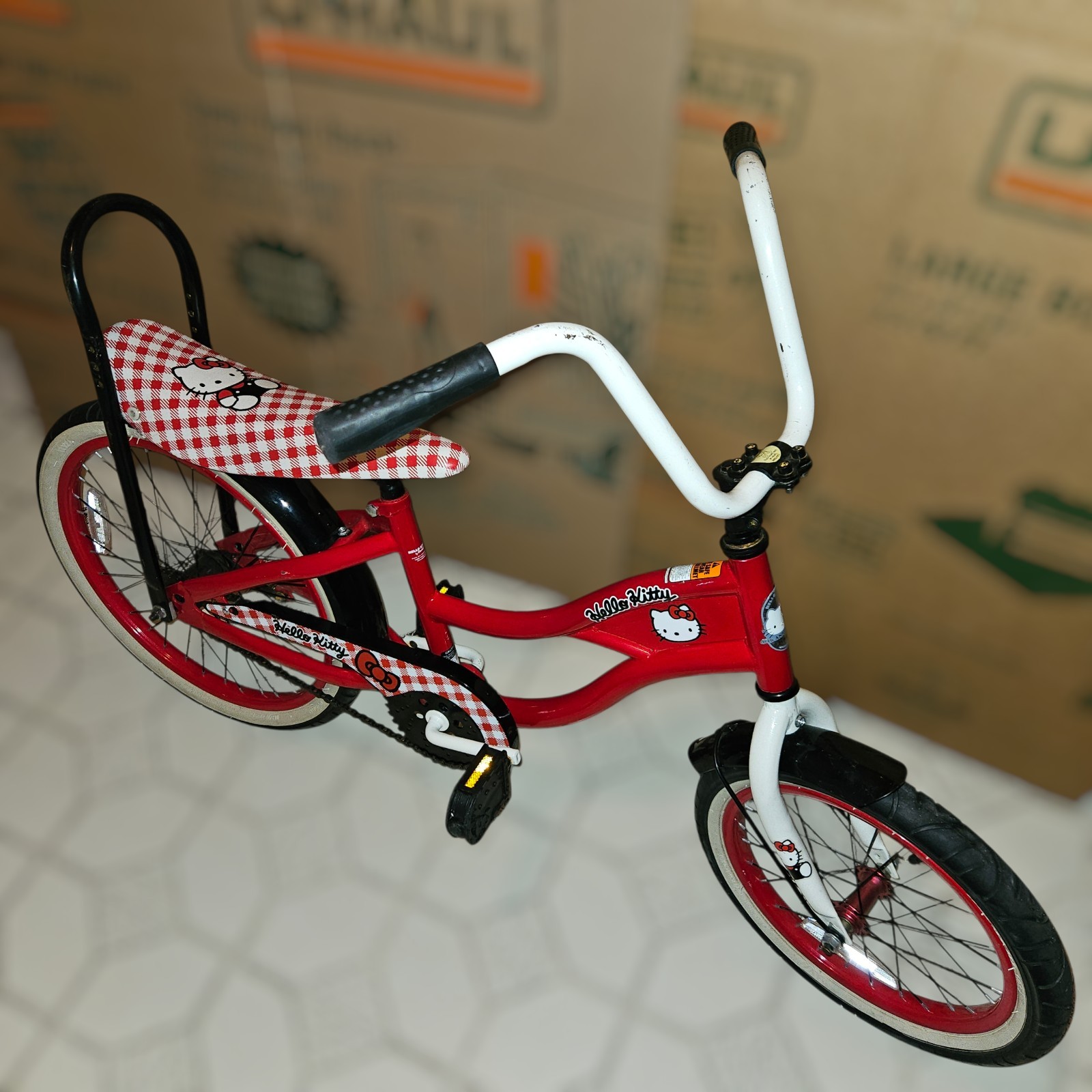 Sanrio Hello Kitty Girls Bike 40th Anniversary 16" Limited Edition - 2176/2386