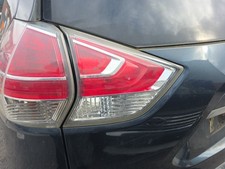 NISSAN X-TRAIL 2014-2026 PASSENGER SIDE REAR TAIL LIGHT ON TAILGATE