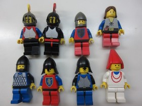 Lego Vintage LL Castle #6060-Knight's Challenge-100% w/minifigs & manual (1989)