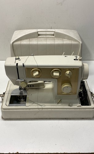 Nelco Mechanical Zigzag Portable Sewing Machine