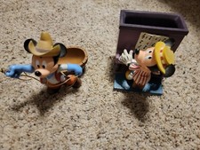 Vintage Disney Store Mickey Mouse Desk set. Pen/pencil holder and paper clip...