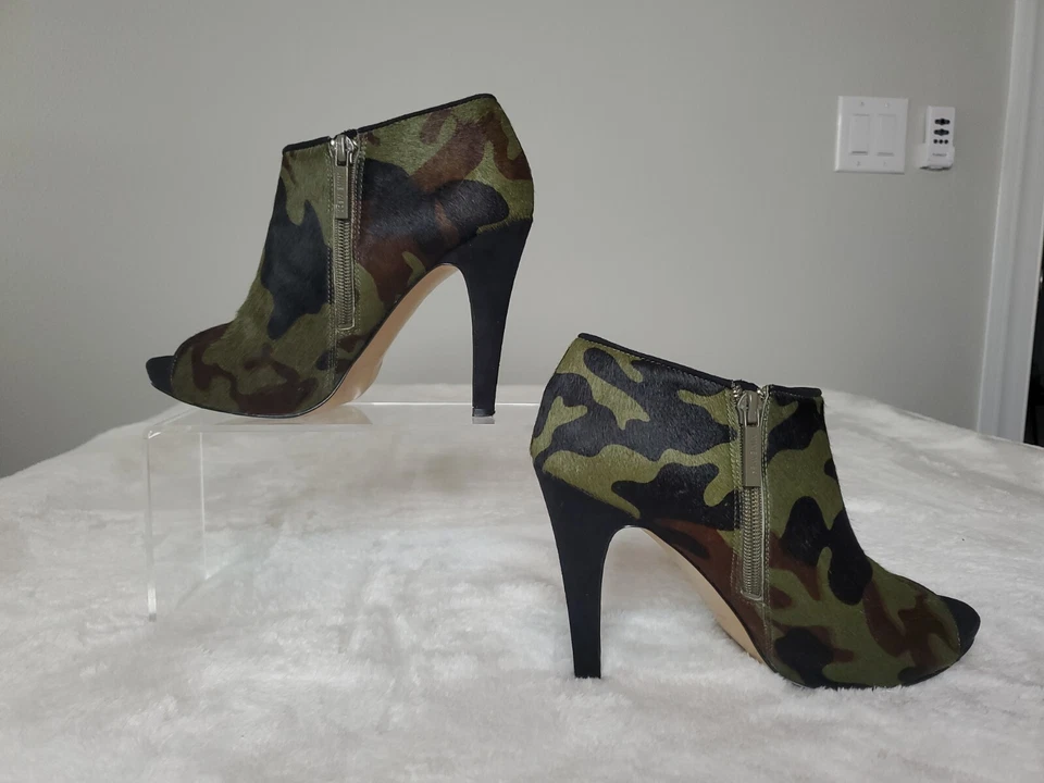 Nine West Size 6 M  Camo  NWESTEFANIA Leather Fur Ankle Boots Womens HEELS PEEP - Image 2 of 4