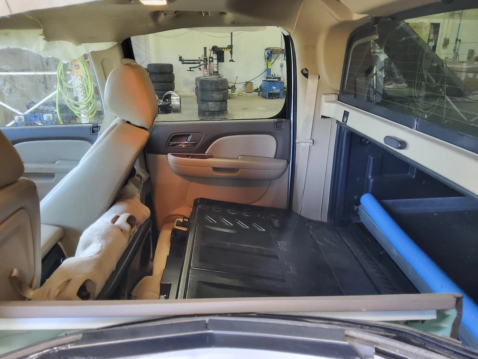 Conjunto de bomba y motor ABS usado se adapta a: Chevrolet Avalanche 1500 2012 montaje 4 Foto 4 de 4