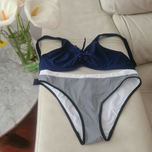 Calzedonia Bikini Blogger 40 L chic Badeanzug maillot Marine Look