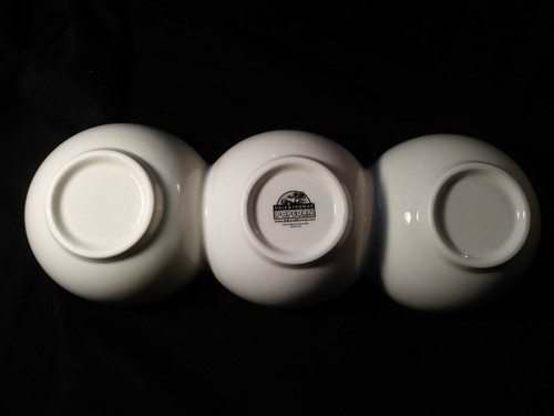 Dale & Thomas Ceramic 3 attached Bowls;Popcorn, Chip N Dip Salsa Relax Share Fun - Picture 5 of 8