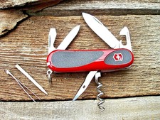 victorinox evolution grip 10