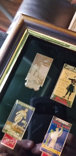 Juego de 21 prendedores Coca Cola Juego Histórico de Verano 1990 - Imagen 8 de 11