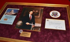 GEORGE H W BUSH Signed Autograph, COA UACC RD#228, Inauguration Platform, Frame