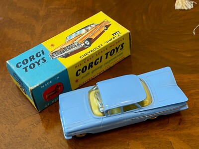 Vintage Corgi Toys | SUPER MIB | Chevrolet Impala Sedan | No. 220