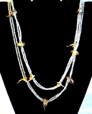 Very Rare Anne KLEIN VINTAGE WHITE GLASS & CRYSTAL NECKLACE gold tone lilies