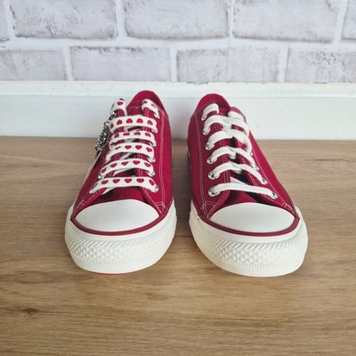 ⭐Converse Chuck Taylor Valentine's Day Low Sz 9 Womens shoes