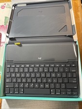 Logitech iPad Slim Folio Keyboard Case Wireless 920-008617 MB305