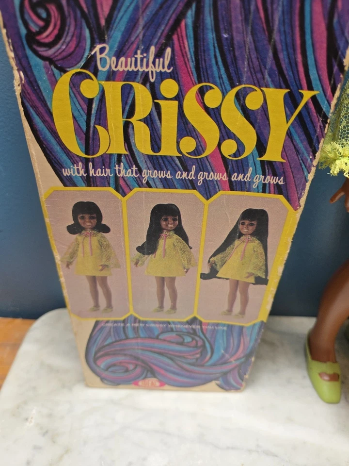 Muñeca Crissy Afroamericana Ideal Toys 19" pulgadas en caja Foto 2 de 4