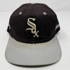 Vintage Chicago White Sox Hat Cap Snap Back Mens MLB Baseball Script Black Gray