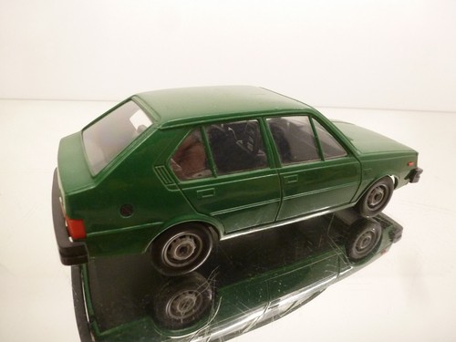 STAHLBERG FINLAND VOLVO 345DL - GREEN 1:20 - GOOD CONDITION - Imagen 6 de 7