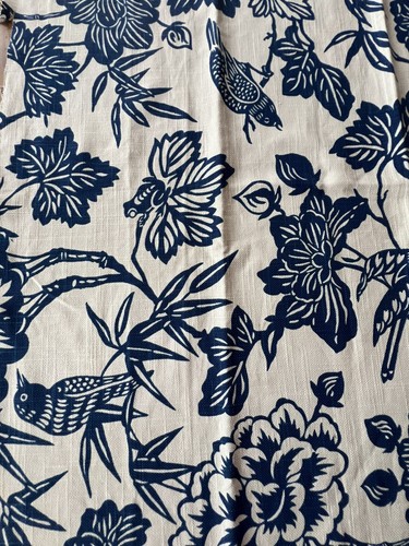 DURALEE~ THOMAS PAUL~IMARI FLORAL BIRDS~COBALT BLUE~ 39" W X 55" L - Picture 5 of 7