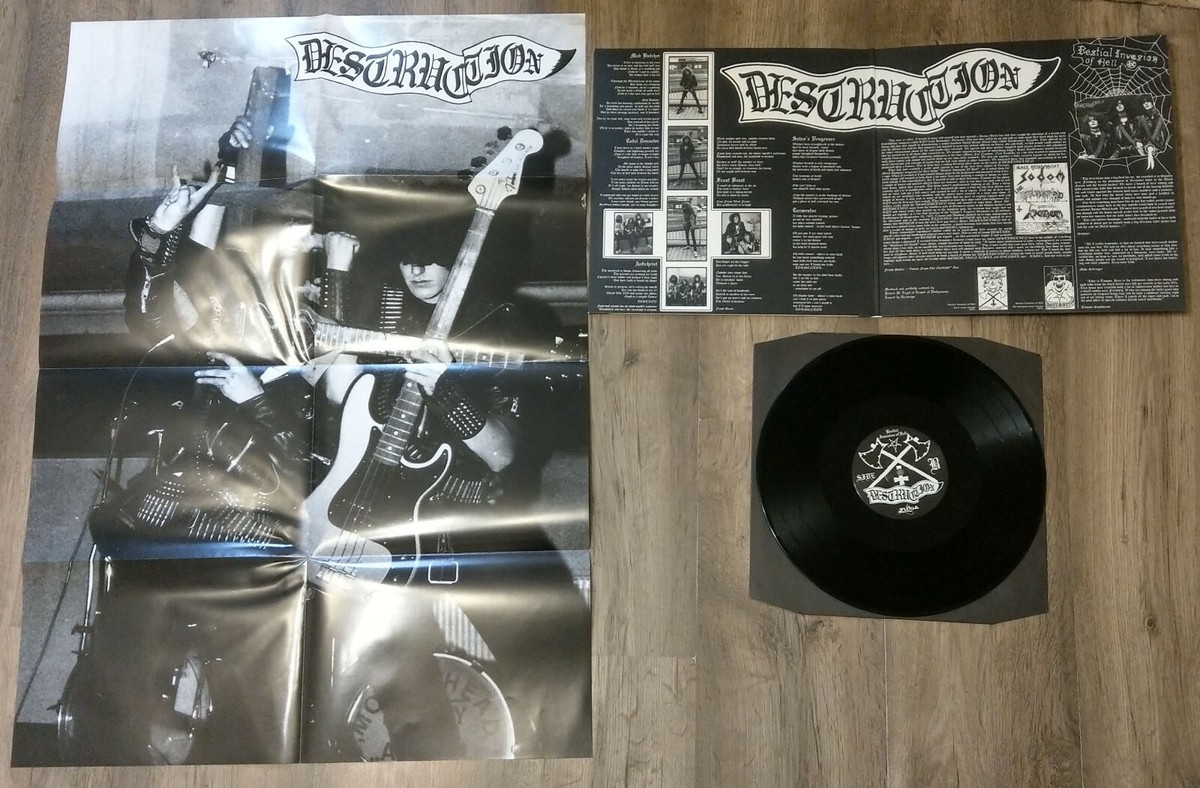 DESTRUCTION ‎– Bestial Invasion Of Hell (Black Vinyl) 750