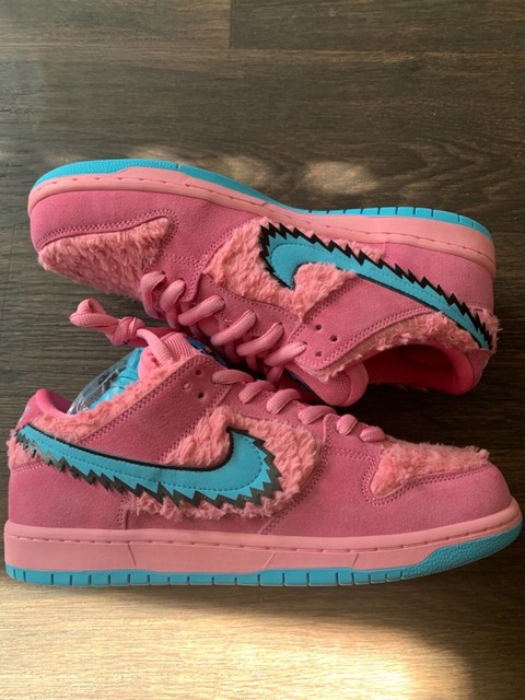 grateful dead x nike sb dunk low pink