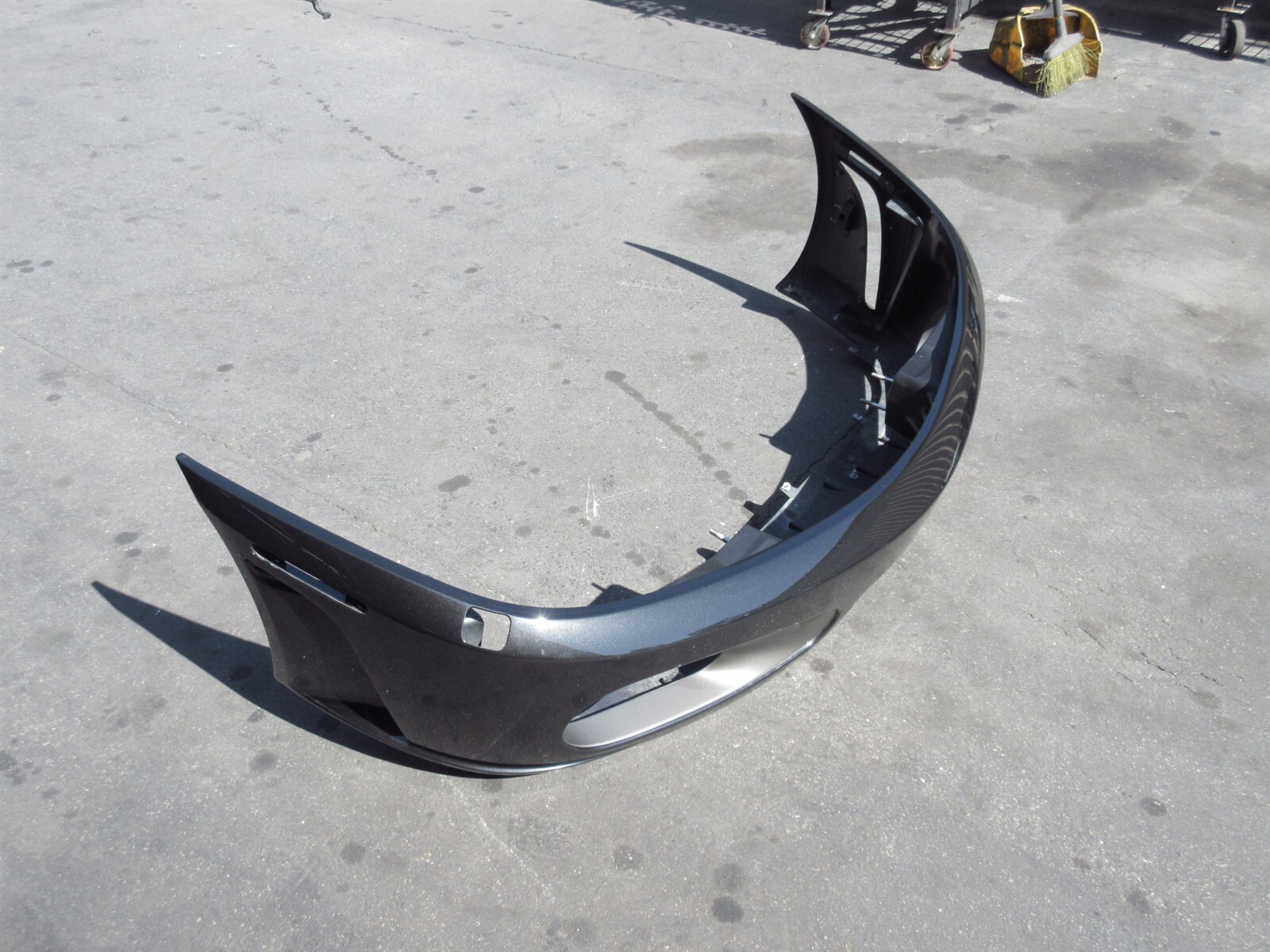 2008 Ferrari F430 Spider 83111210 Front Bumper Panel Lower Body Cover Assembly