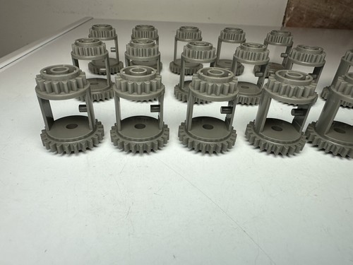 Lego 6573 Technic Gear Lot 17pc Gray RARE Tooth retired piece USA Seller - Picture 2 of 12