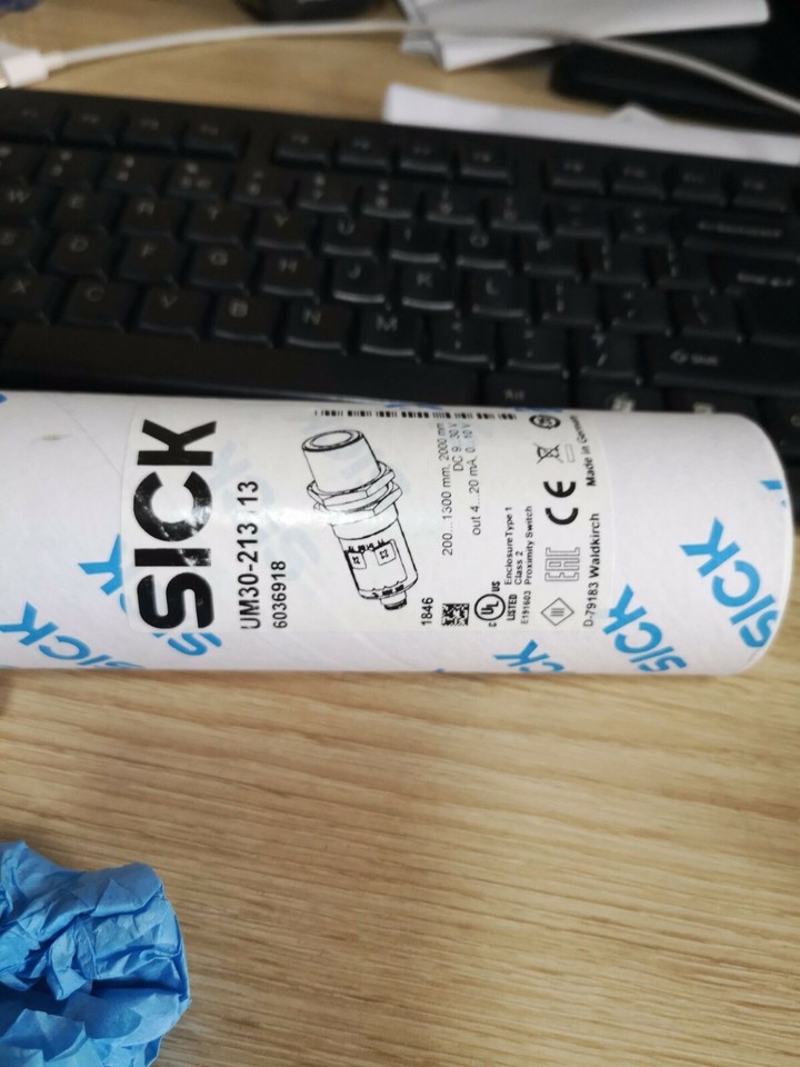 Capteur à Ultrasons SICK UM30-213113 - Neuf, Origine États-Unis