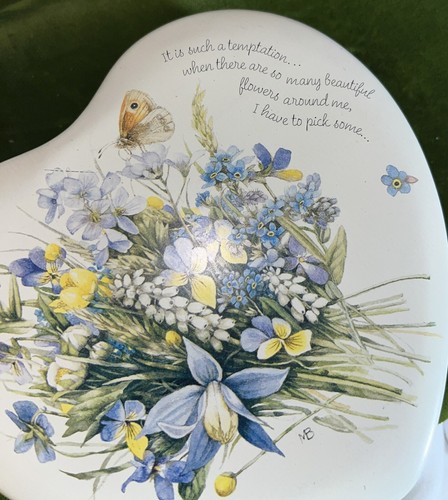 marjolein bastin Heart Shape Birds Butterflies Tins  - Picture 6 of 24