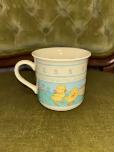 Vintage 1984 Hallmark Child's Small Mug Yellow Ducks Bows New Baby Easter Pastel