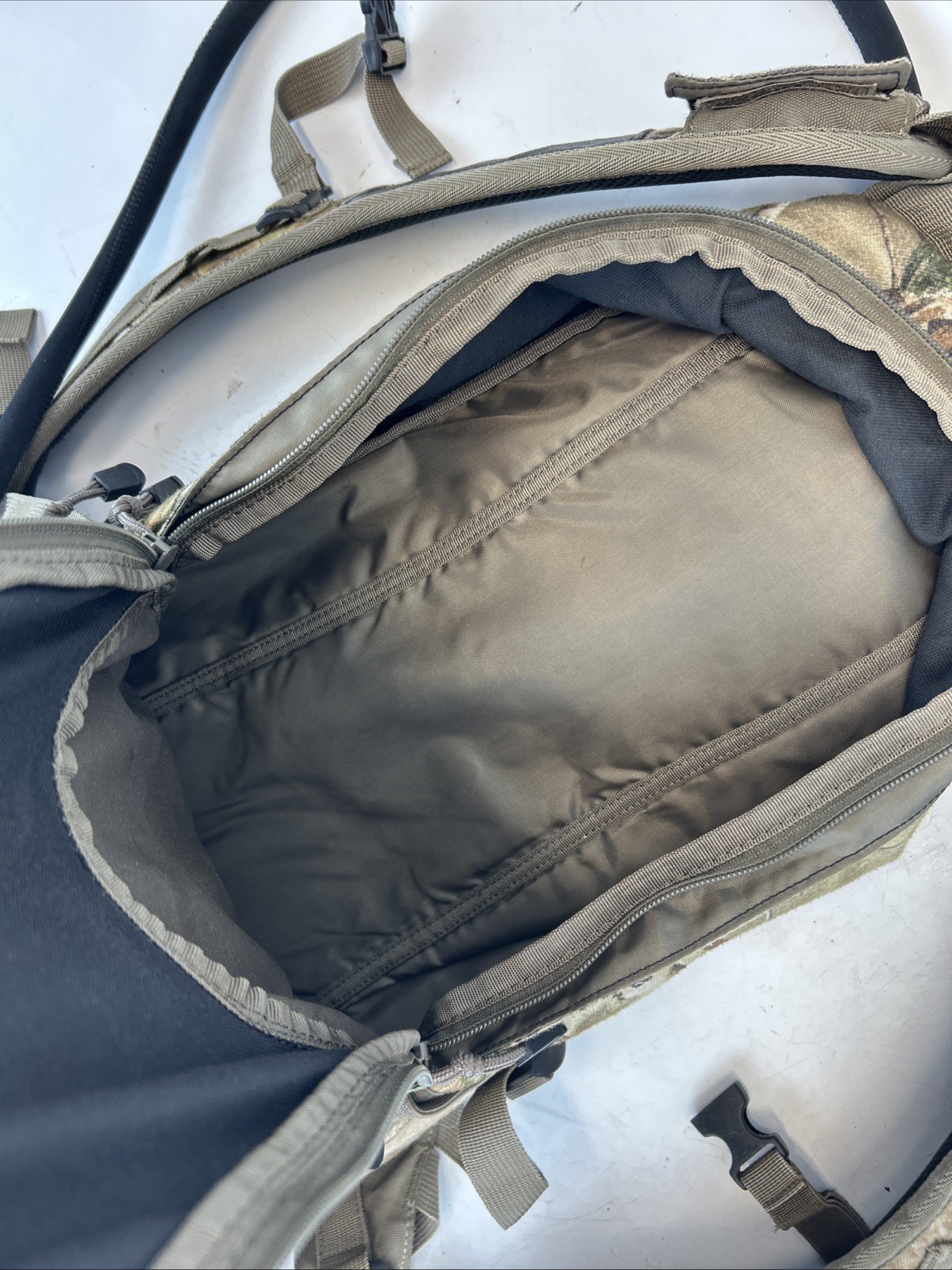 Camelbak Striker Hydration Backpack Camouflage Tactical Bag Hunting Bug Out Camo