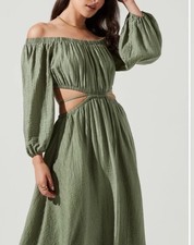 ASTR the Label Cassian Dress Woman’s Sz S Sage Green Midi Cut Out Off Shoulder