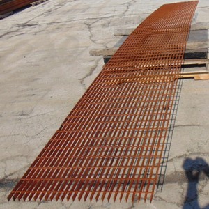 Steel Grating - Rusty - 30" x 21' x 1"