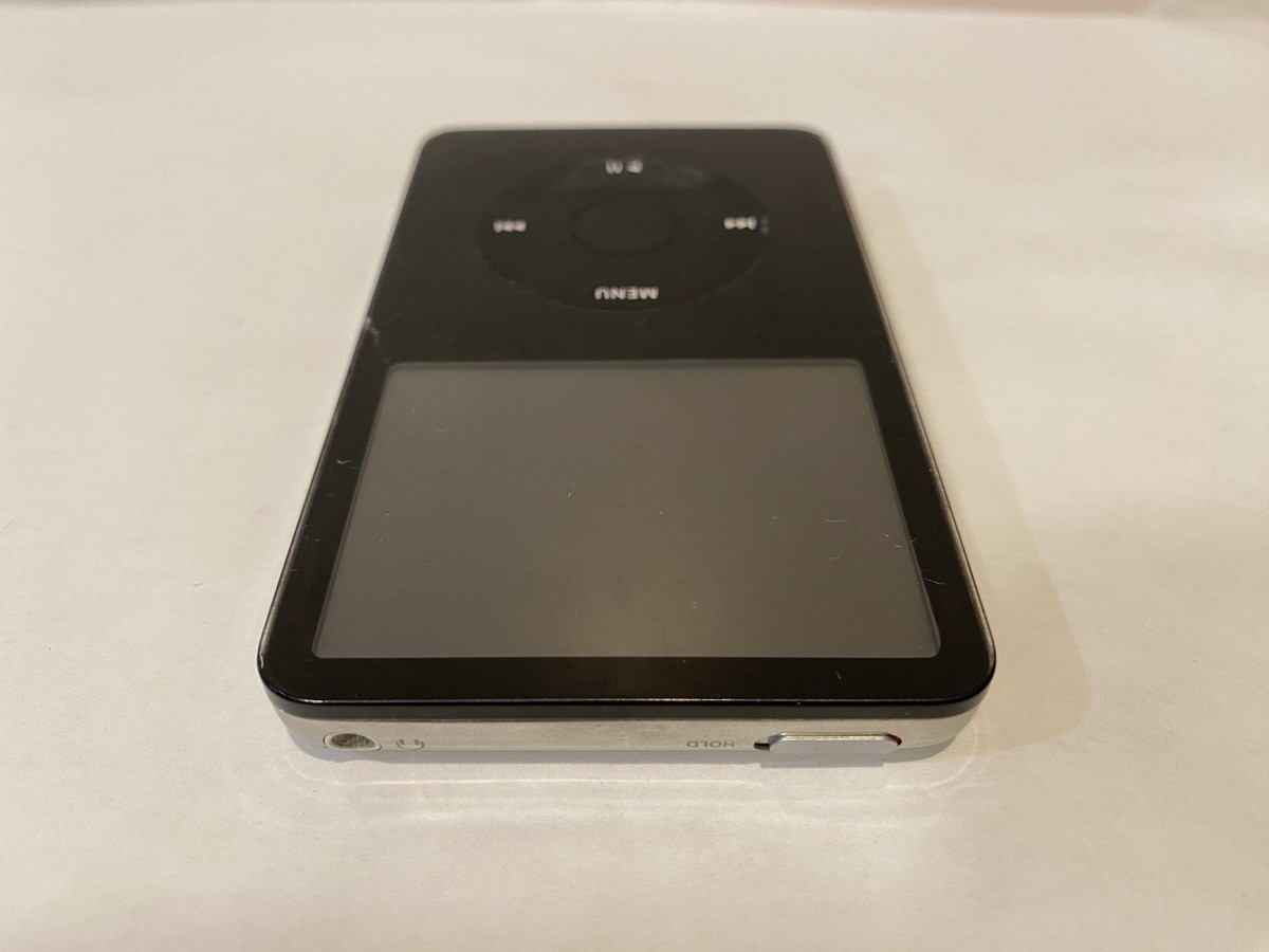 Apple iPod classic 5th Generation 30GB - Black - with New Battery