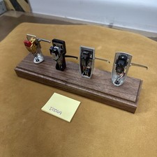 Turntable Cartridges Headshell Stand Display Walnut - For Four Headshells - Read
