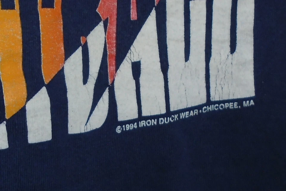 vintage 1994 Uconn Huskies basketball t shirt Large - Image 3 of 3