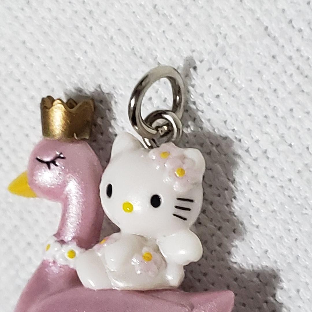 Hello Kitty Vivitix 2000 Swan Strap & Charm Set New Vintage Rare