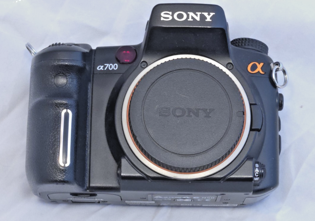 Sony Alpha α700 Digital SLR Camera only Black w/ cap tested | eBay