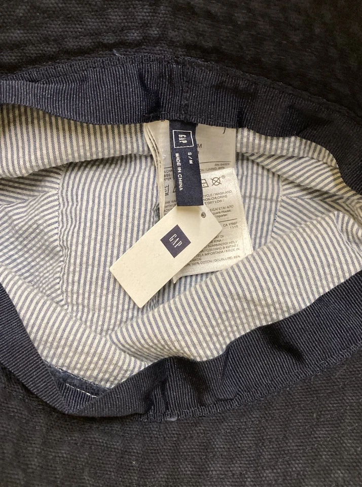 Sombrero Gap Talla Pequeña Negro Denim Cubo Texturizado Paneles Foto 3 de 4