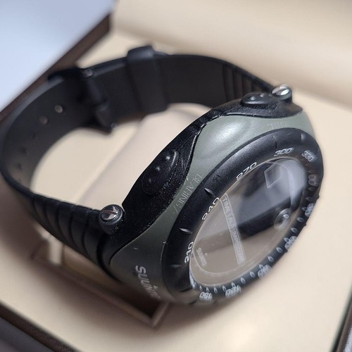 Orologio digitale vettoriale SUUNTO verde militare cinturino gomma nero testato - Foto 7 di 10