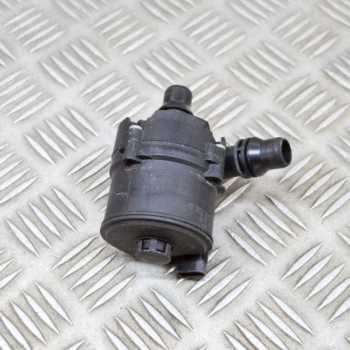 BMW 2 Active Tourer F45 225 xe Zusatzwasserpumpe 7643949 165 kW 2016