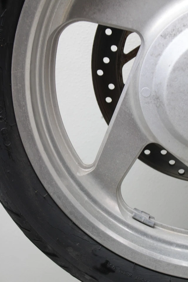 Llanta delantera Honda Magna 750 Vf750C 1994-2003 (recta) Foto 4 de 4