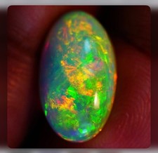 4.07  Multifire   Oval Ethiopian Welo Opal A-021 