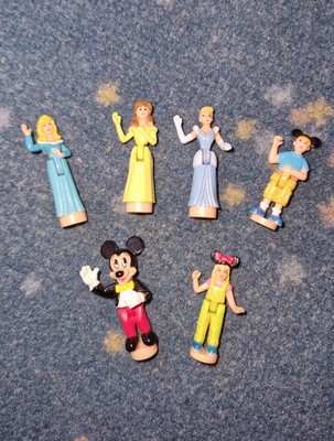 Polly pocket mini Disney Magic Kingdom  Schloss 6 süße Figuren