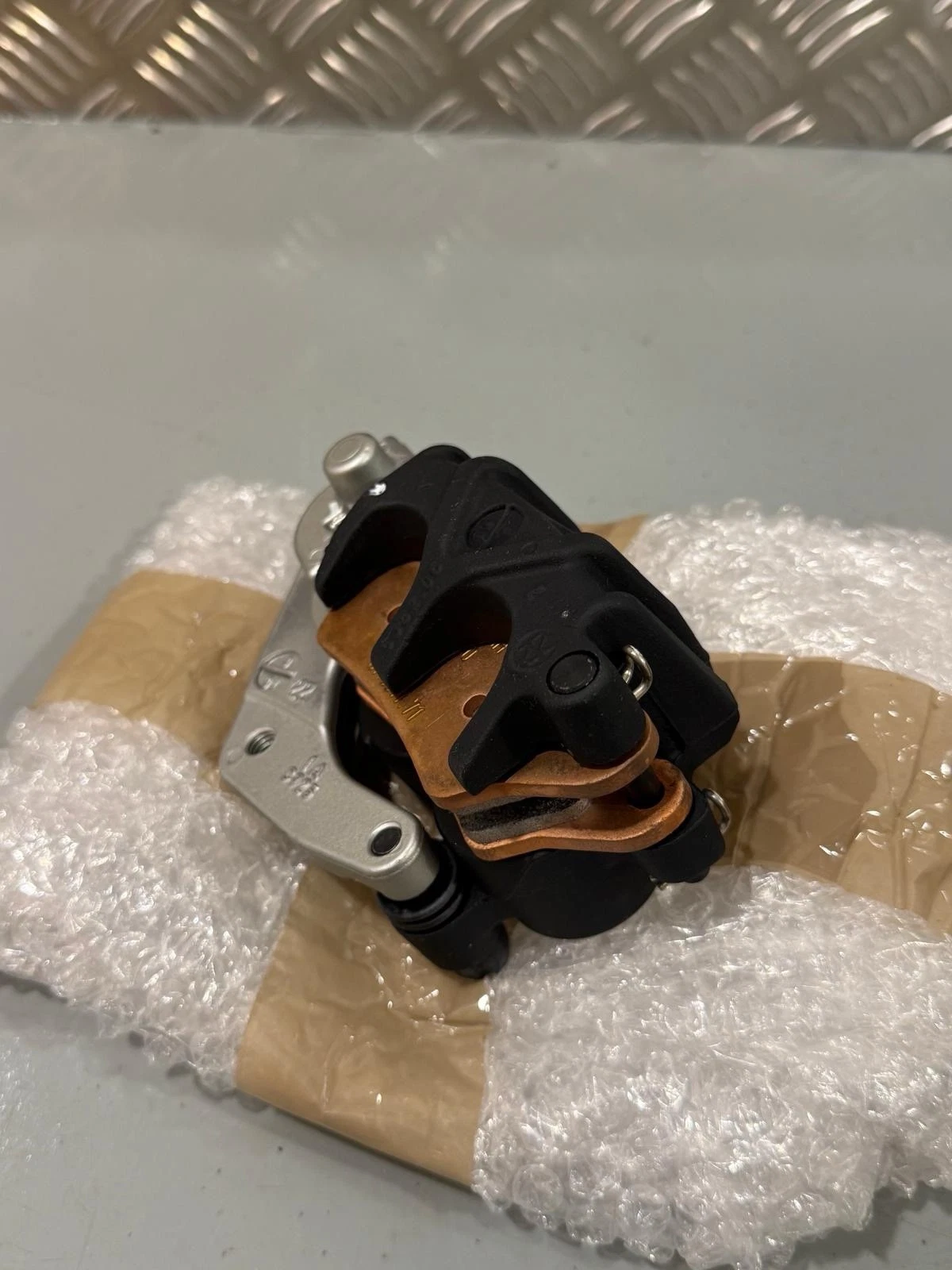 Triumph Brembo Bonneville Bobber Speedmaster Front Right Brake Caliper T2021803 8
