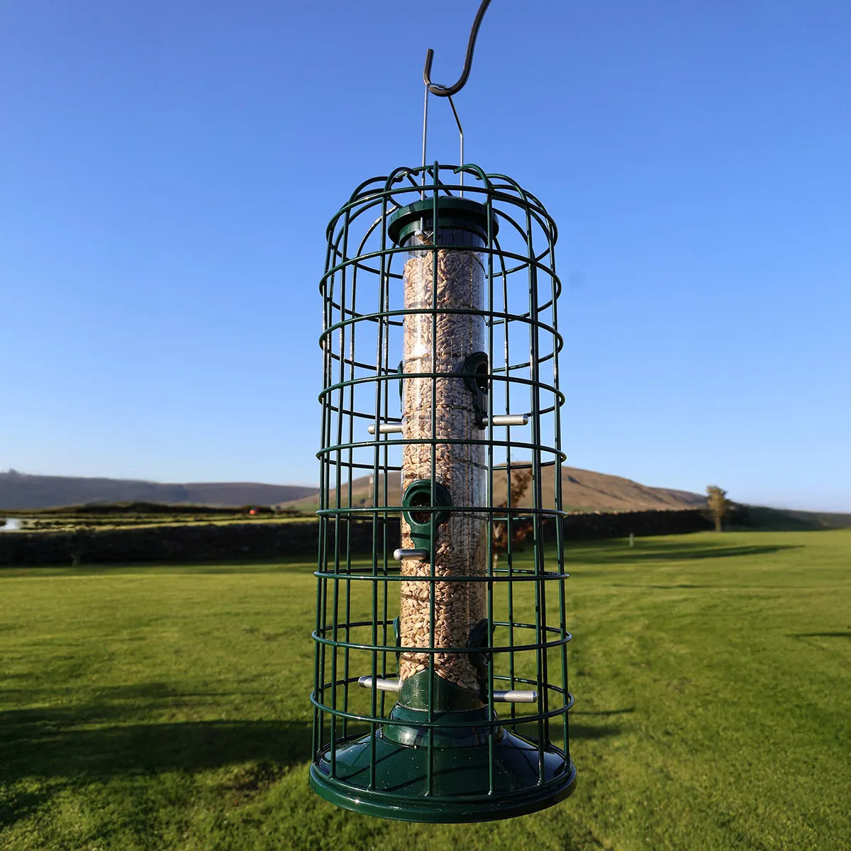 Premium Squirrel Proof Guardian Seed feeder
